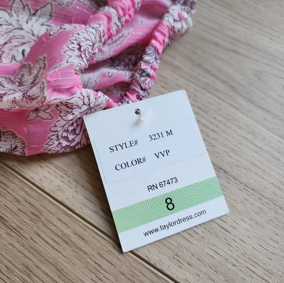 New Beautiful Pink Dress - Picture 4 of 6